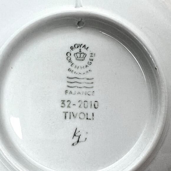 Royal Copenhagen Mini Plate Tivoli Porcelain Blue Display Wall Art 3.25 Inch - Picture 5 of 16